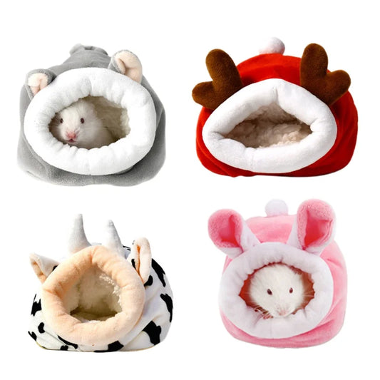 Winter Cottage Small Pet Sleeping Bed